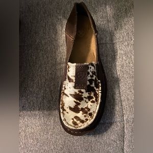 Women’s Ariat shoes